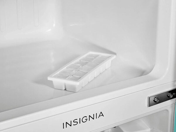 3.1 Cu. ft. Retro Mini Fridge with Top Freezer Cool Mint