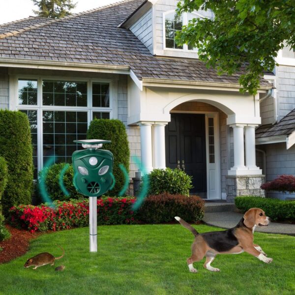 2021 New 360 Degree Solar animal Repeller