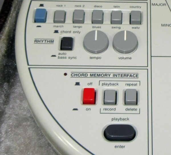 Suzuki Omnichord OM 84 System Two w/ Hard Case Power Supply Manual TESTED! WORKS