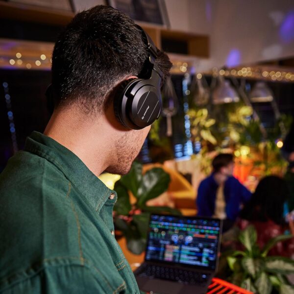 DJ DDJ-FLX4 2-Deck Controller Graphite