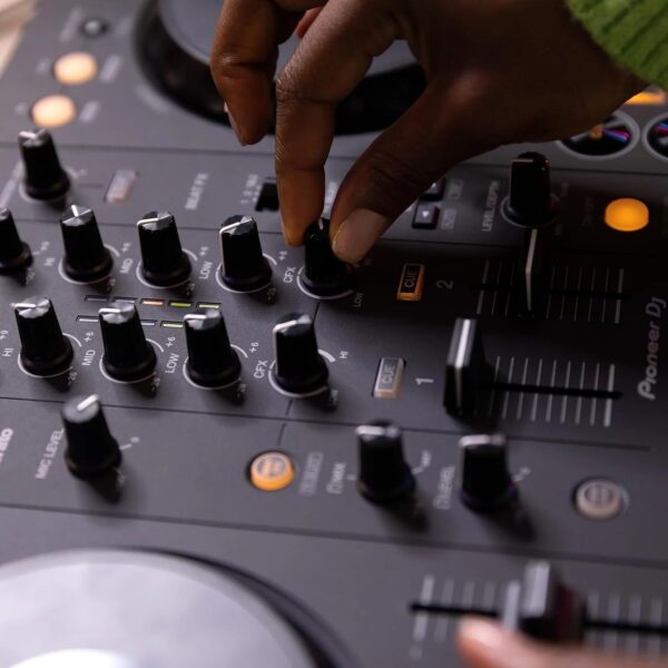 DJ DDJ-FLX4 2-Deck Controller Graphite